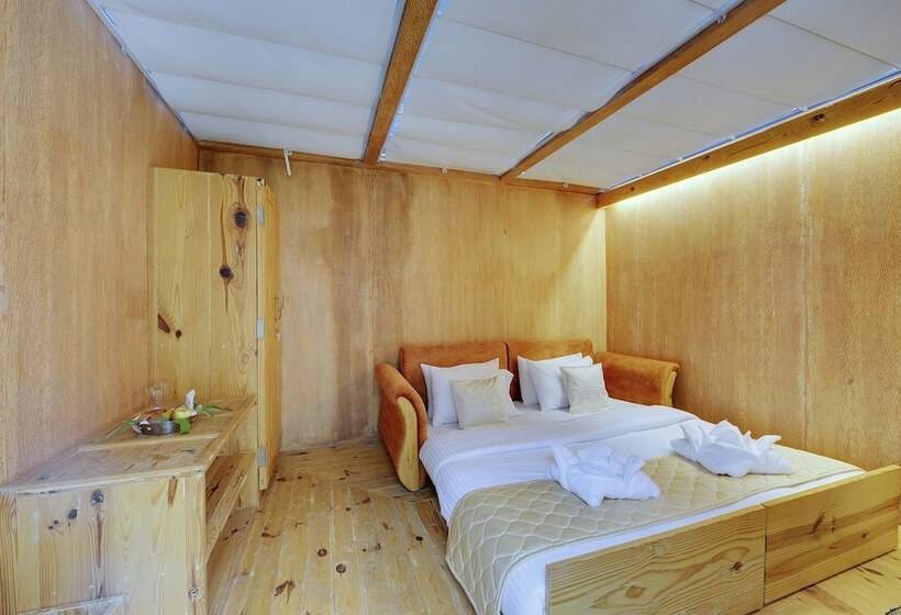 فندق Gold Coins Club & Resort