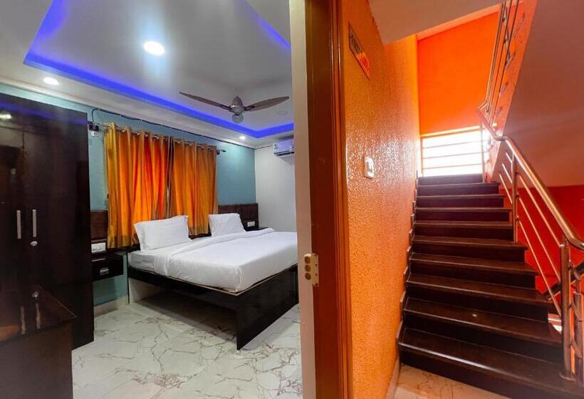 Отель Grand Palace