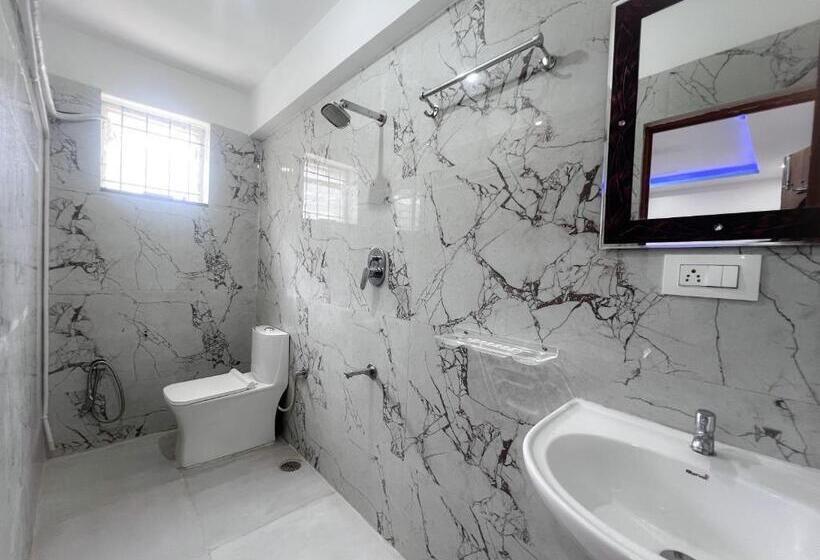 Отель Grand Palace