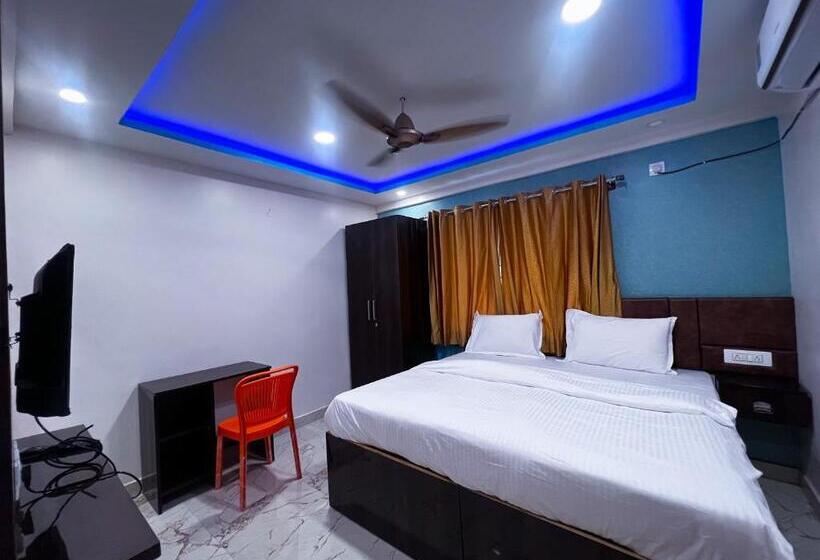 Отель Grand Palace