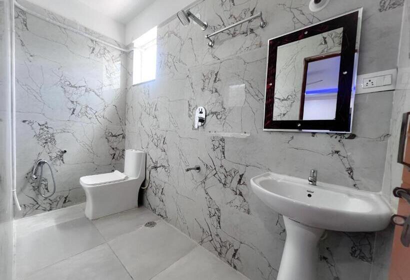 Отель Grand Palace