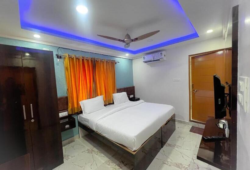 Отель Grand Palace