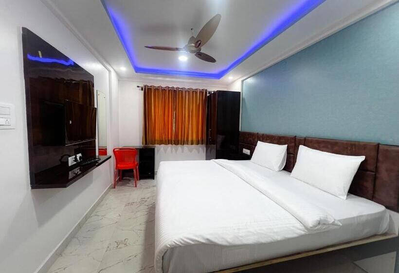 Отель Grand Palace