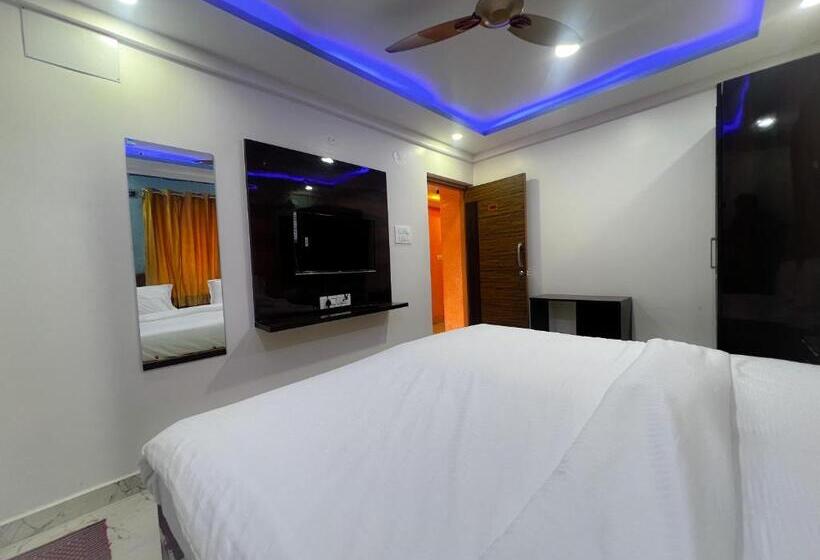 Отель Grand Palace