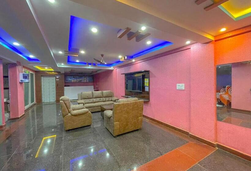 Отель Grand Palace