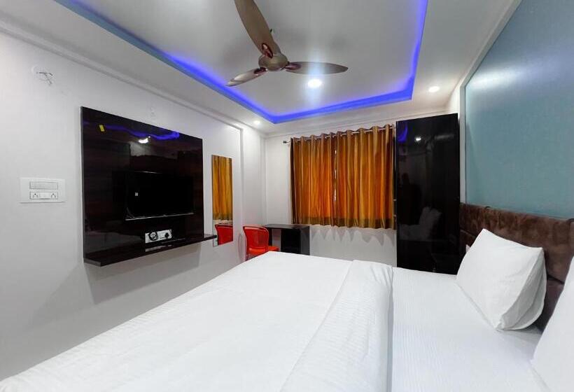 Отель Grand Palace