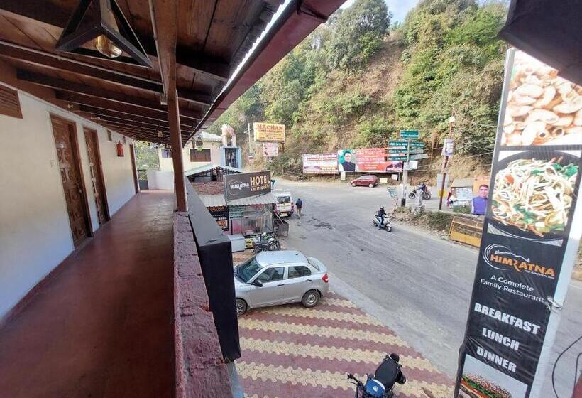 בית מלון כפרי Himratana The Junctioninn