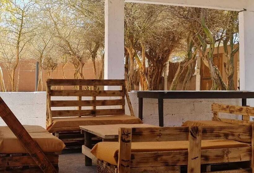 ホテル Hostal Rancho Checar