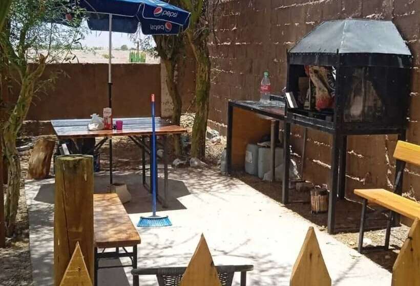 ホテル Hostal Rancho Checar