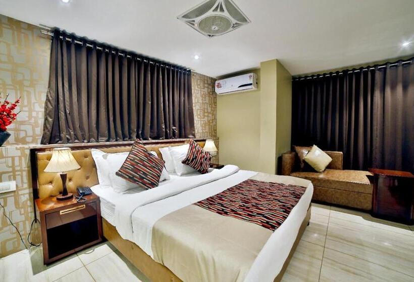 Отель Kings Heritage Surat