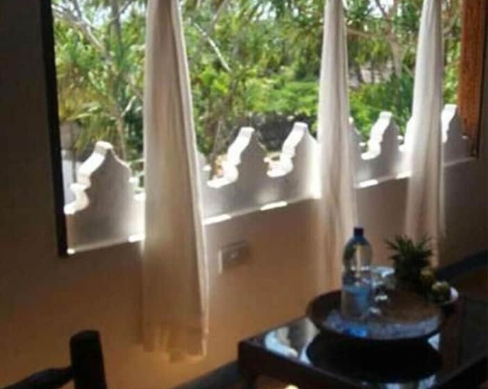 בית מלון כפרי Laguna Palace Michamvi Kae