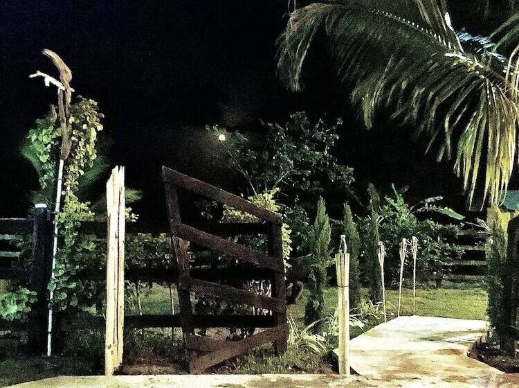 酒店 Las Rocas Village Eco