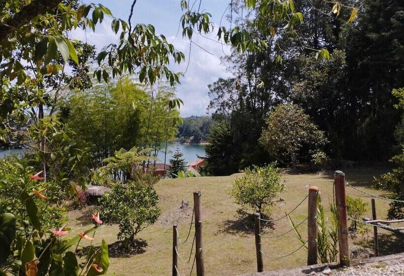 Отель Loma Encantada