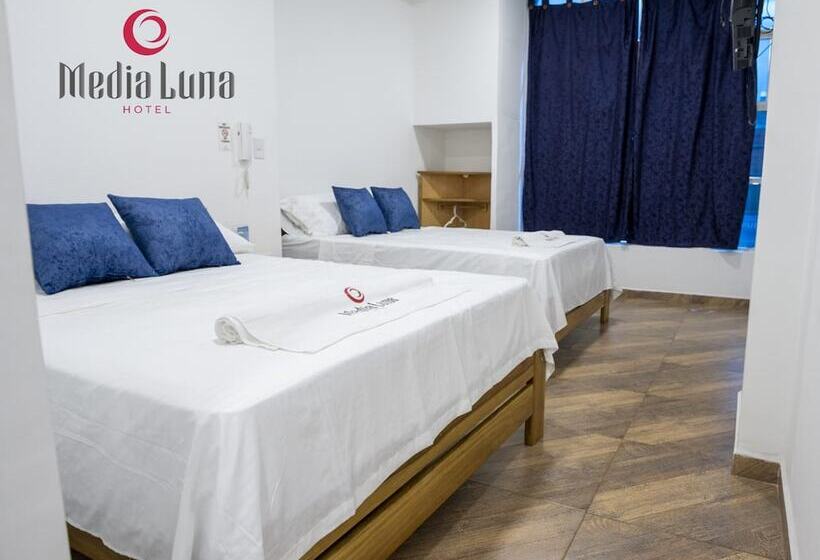 호텔 Media Luna