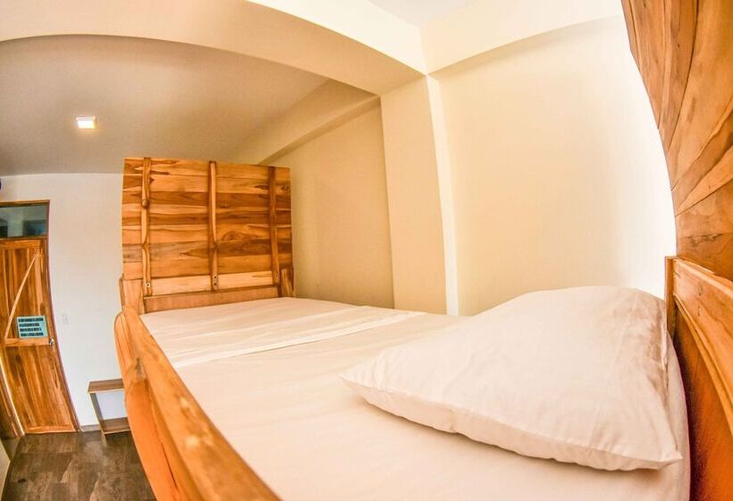 فندق Merakai Hostel Rincon Del Mar