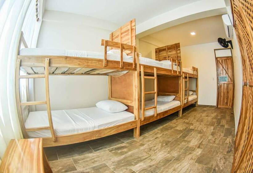 فندق Merakai Hostel Rincon Del Mar