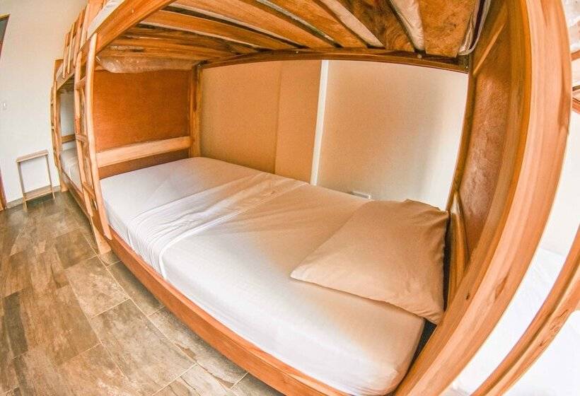 فندق Merakai Hostel Rincon Del Mar