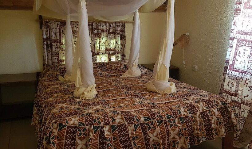 Отель Meru Mbega Lodge