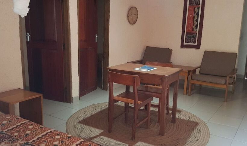 Отель Meru Mbega Lodge