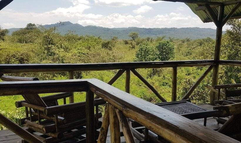 Отель Meru Mbega Lodge