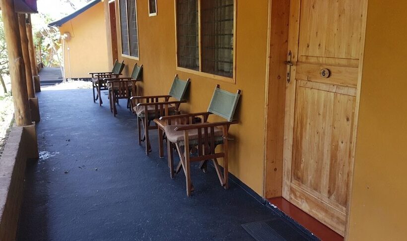 Отель Meru Mbega Lodge