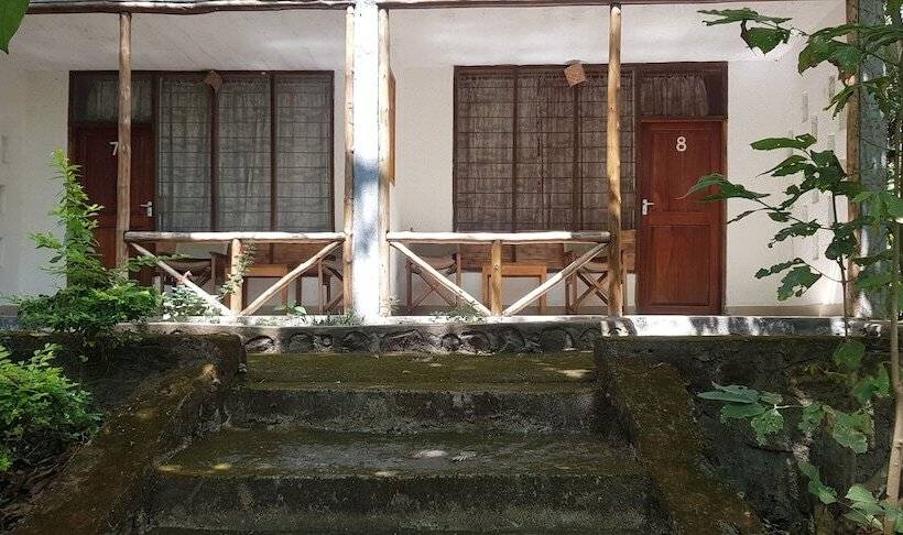Отель Meru Mbega Lodge