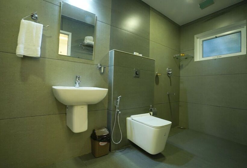 Отель Misty Range Resorts