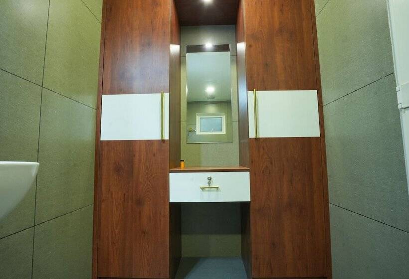 Отель Misty Range Resorts