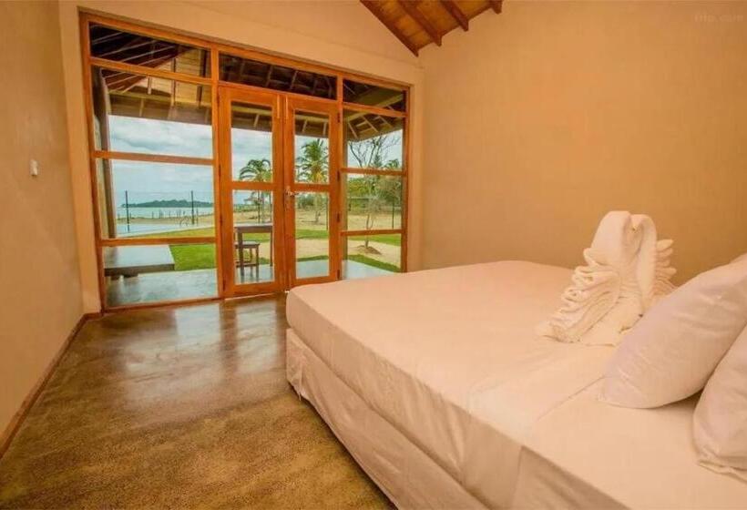 호텔 Nikara Beach Villas Arugambay