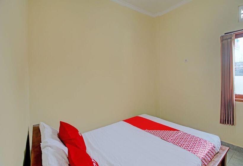 בית מלון כפרי Nirmala Guest House By Oyo