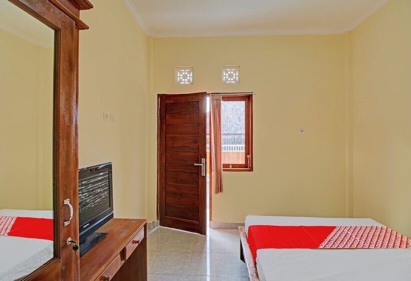 בית מלון כפרי Nirmala Guest House By Oyo