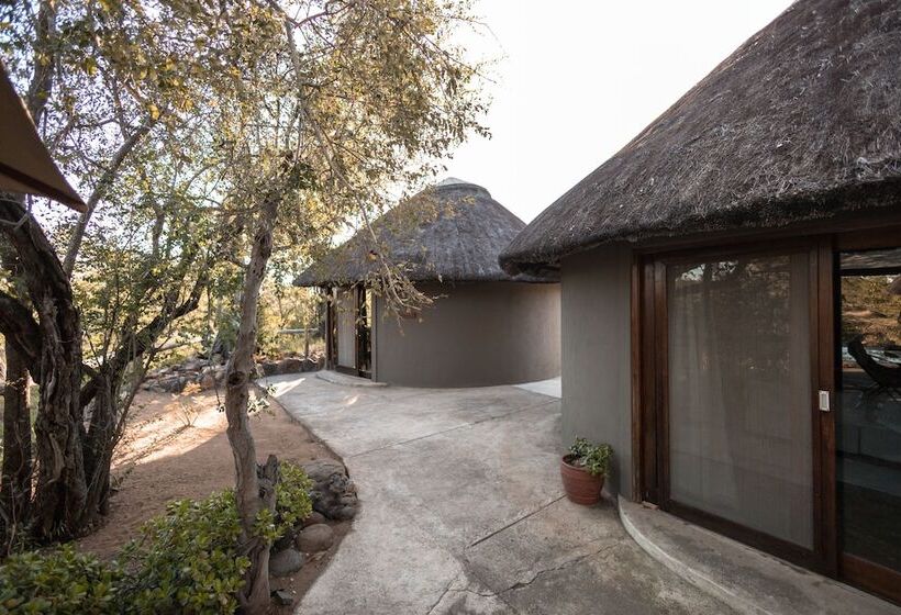 Отель Nsala Wilderness Camp