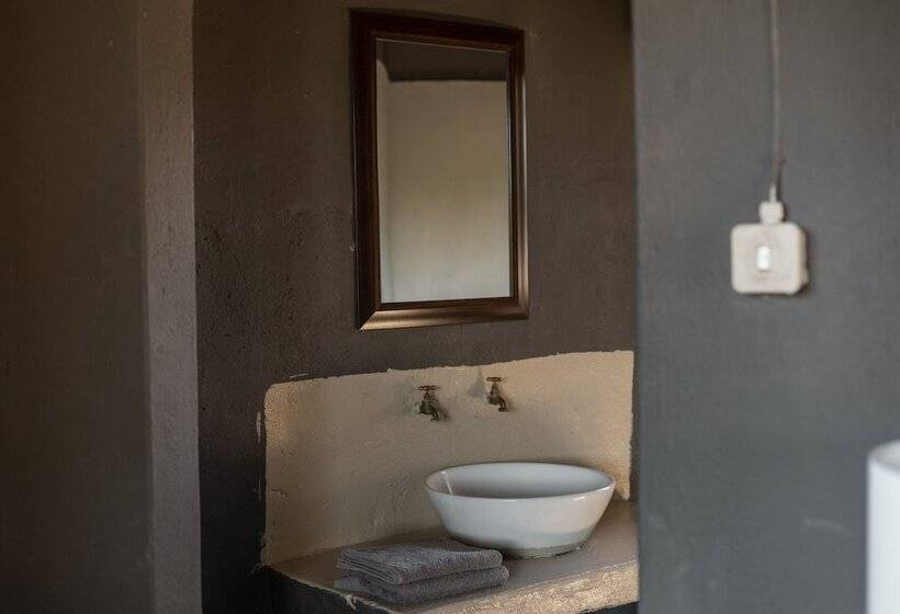 Отель Nsala Wilderness Camp