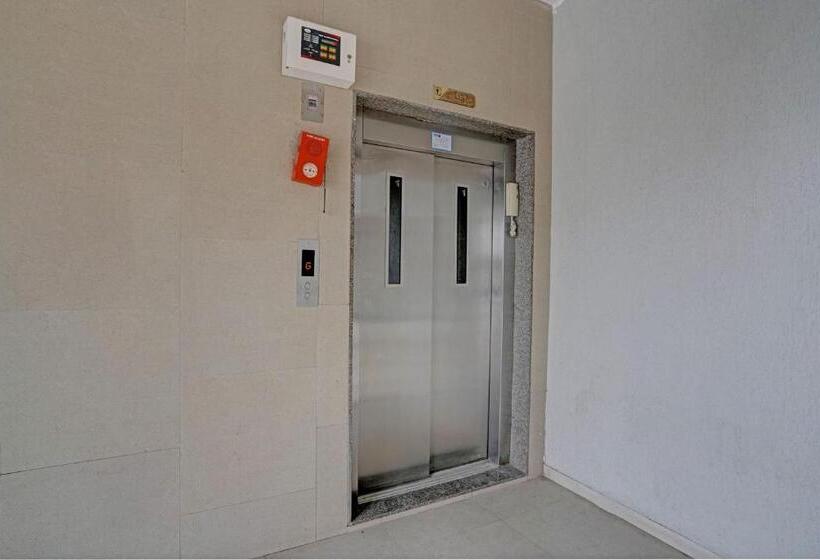 فندق Oyo Flagship The Crown