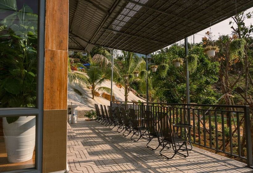 هتل Phu Quoc Hills Bungalow