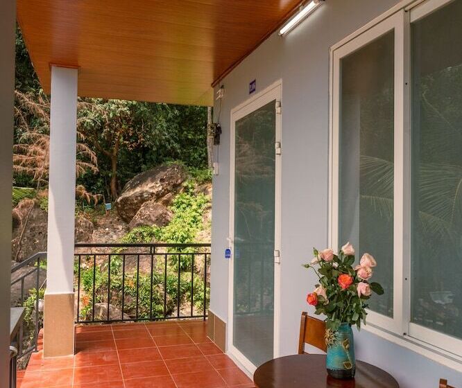 هتل Phu Quoc Hills Bungalow