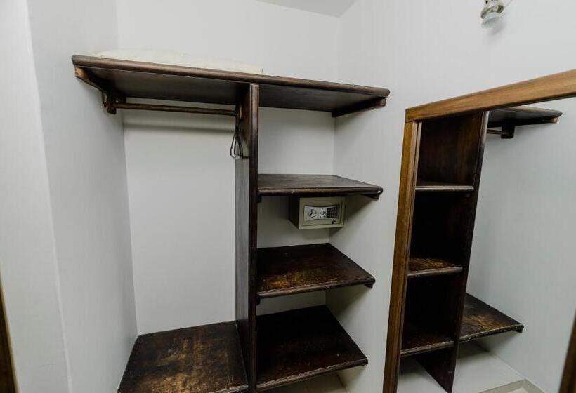 בית מלון כפרי Rancho Regis