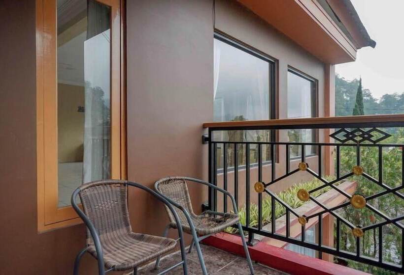 Отель Red Chilies Hill