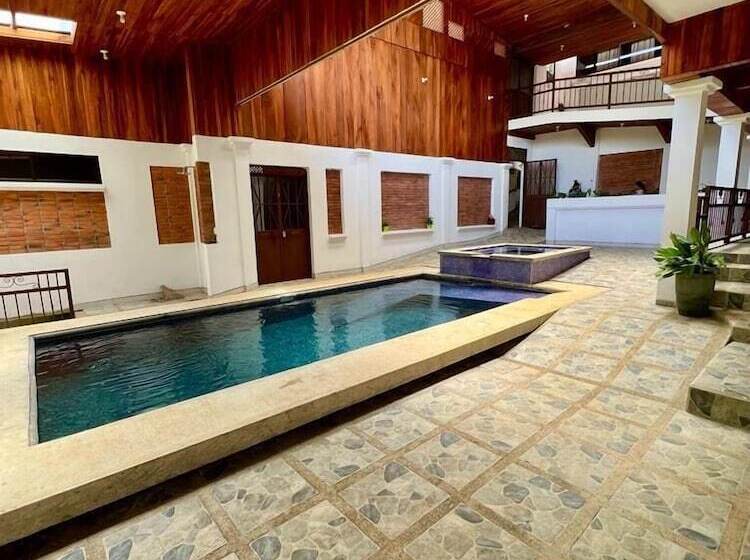 فندق Ribera La Paz