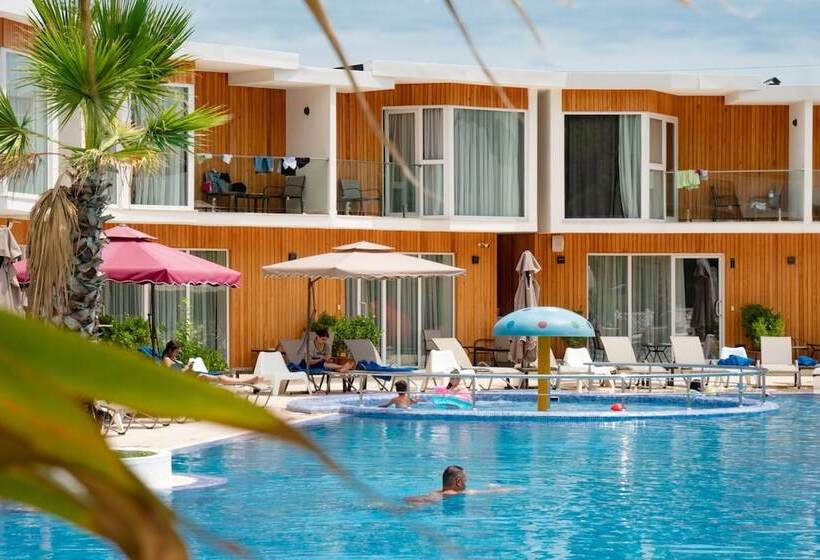 هتل Riva Hill Resort