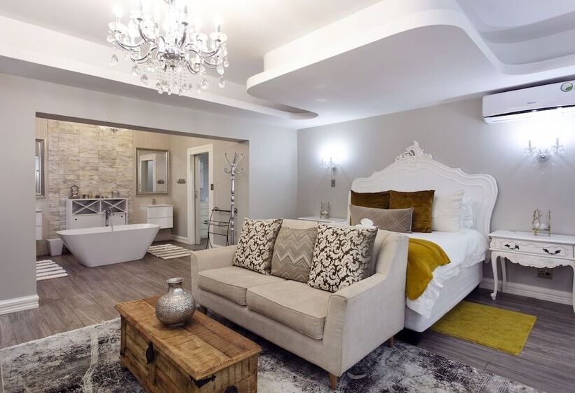 ホテル Rosewood Country Lodge