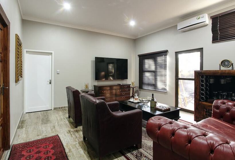 ホテル Rosewood Country Lodge