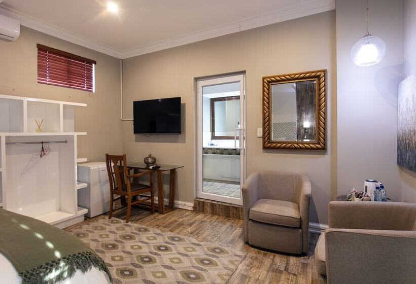 ホテル Rosewood Country Lodge