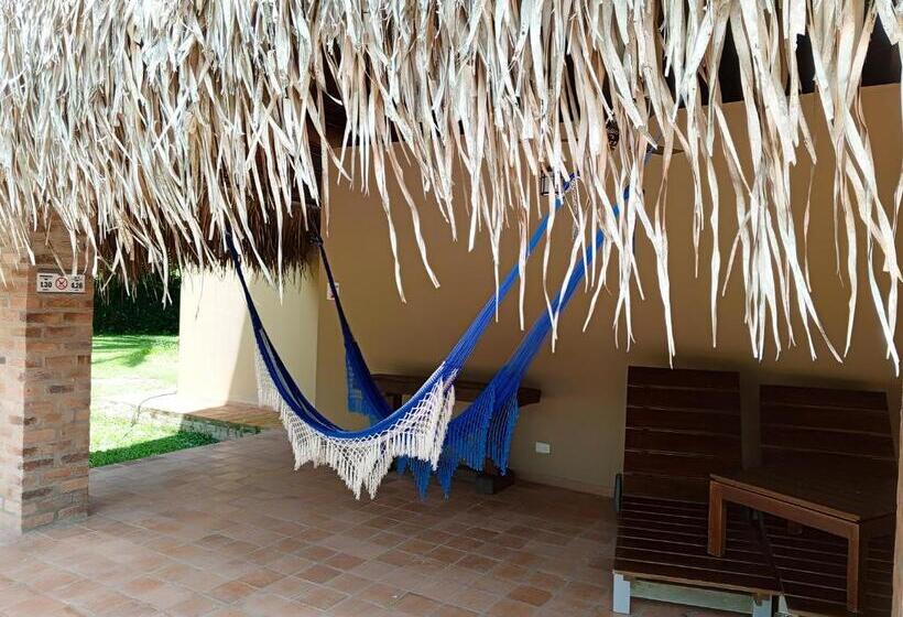 בית מלון כפרי Savanna Orinoquia Lodge