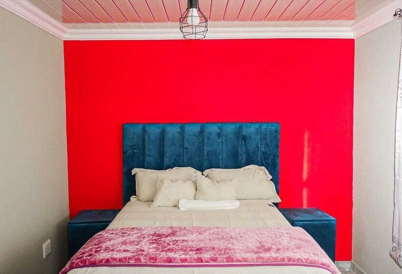 ホテル Shakwaneng Lodge