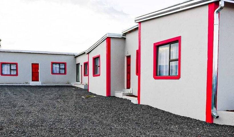 ホテル Shakwaneng Lodge