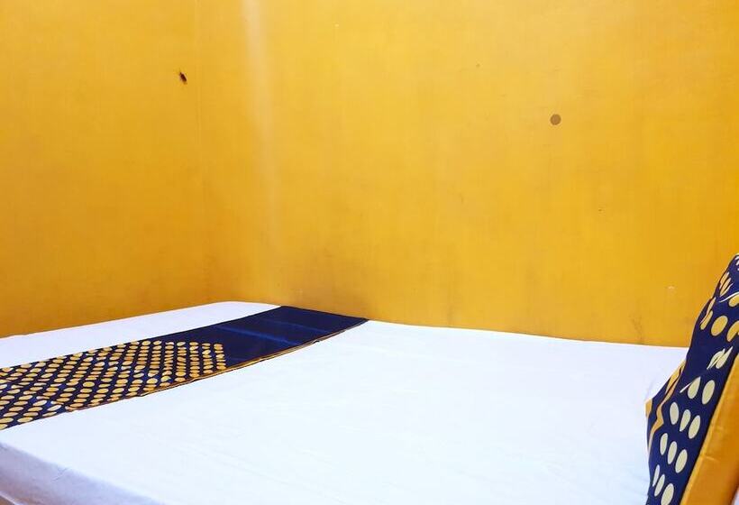 酒店 Spot On 92857 Kos Haji Jakfar Syariahnearpancoran Mas 25