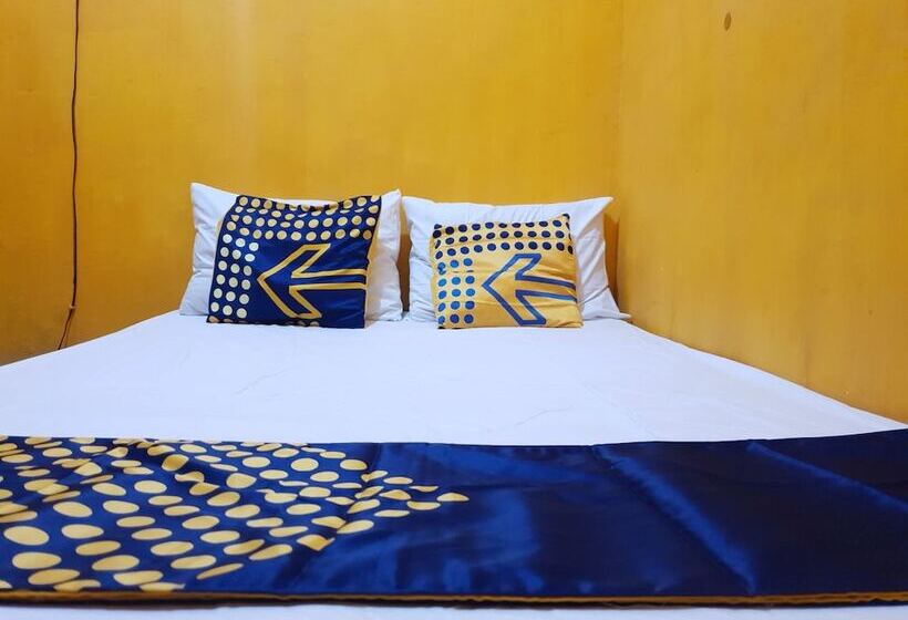 酒店 Spot On 92857 Kos Haji Jakfar Syariahnearpancoran Mas 25