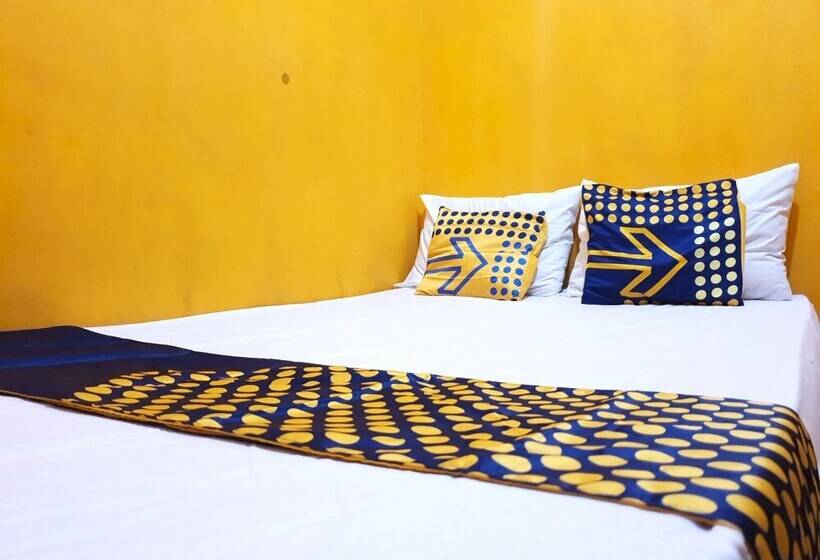 酒店 Spot On 92857 Kos Haji Jakfar Syariahnearpancoran Mas 25