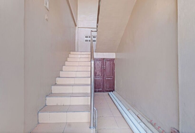 Hotel Spot On 92934 Nusantara Syariah